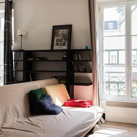 Apartament Charming Studio Near The Eiffel Tower *