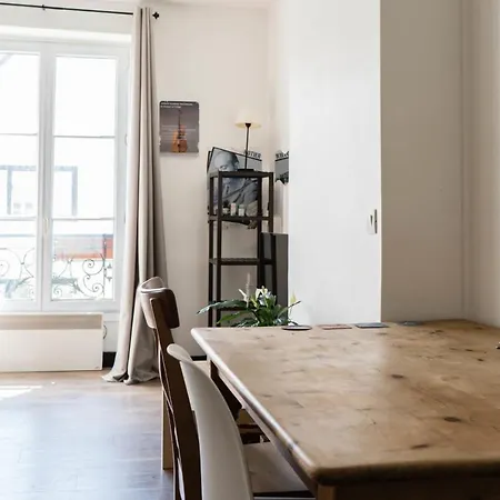 Charming Studio Near The Eiffel Tower