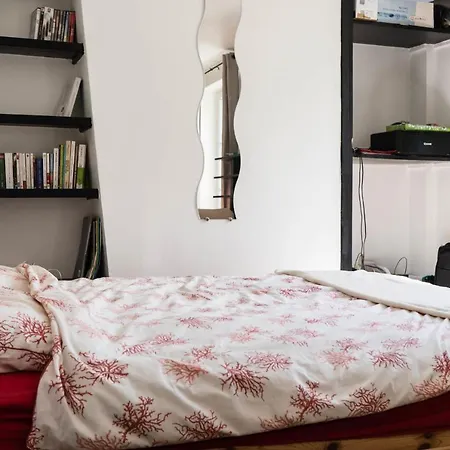 Charming Studio Near The Eiffel Tower 파리
